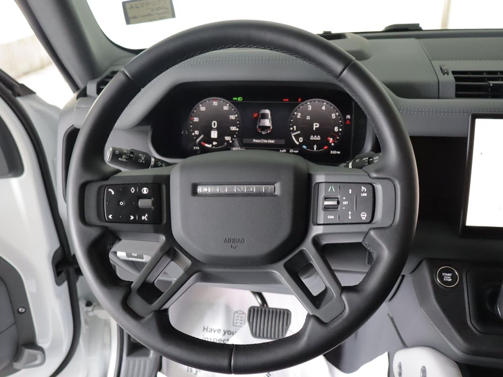 صورة مصغرة 13 لـ 2025 LAND Rover DEFENDER 110 P400 X-DYNAMIC SE