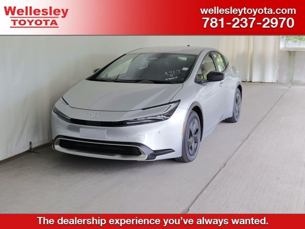 New 2026 Toyota Prius Plug-In Hybrid SE