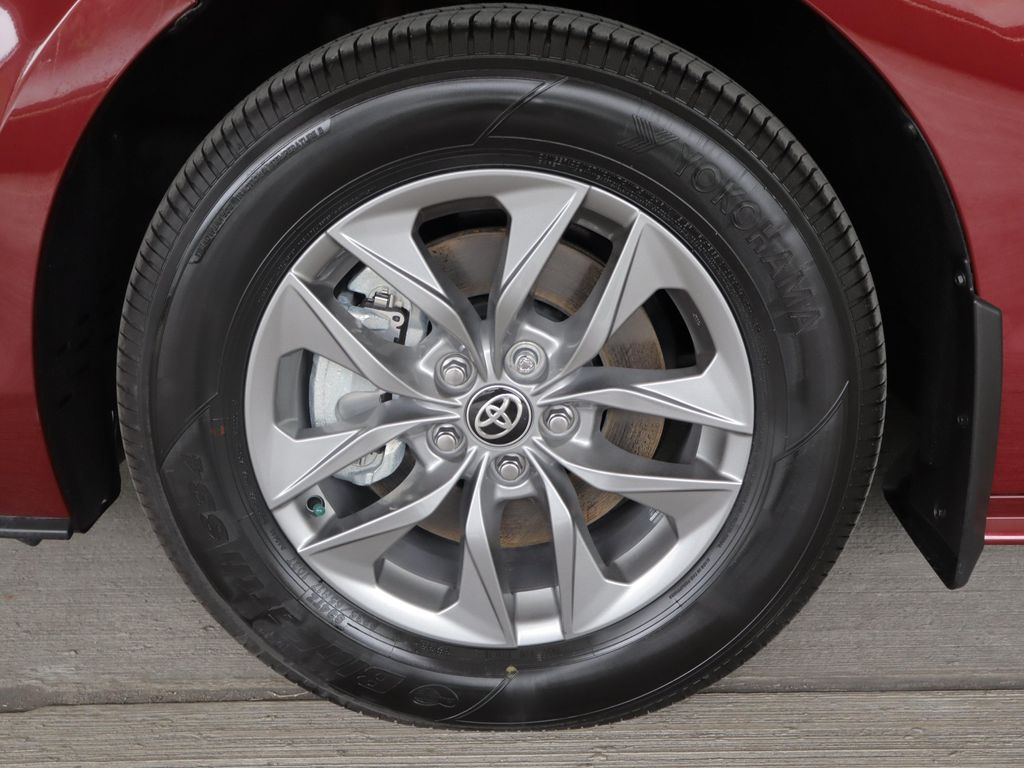 2026 Toyota SIENNA LE — миниатюра 23