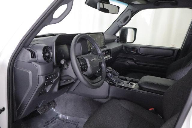 TOYOTA LAND CRUISER - 6