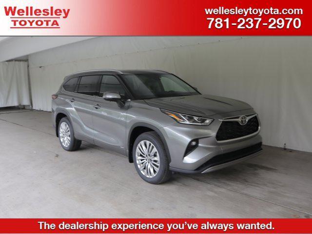 New 2026 Toyota Highlander Hybrid Platinum