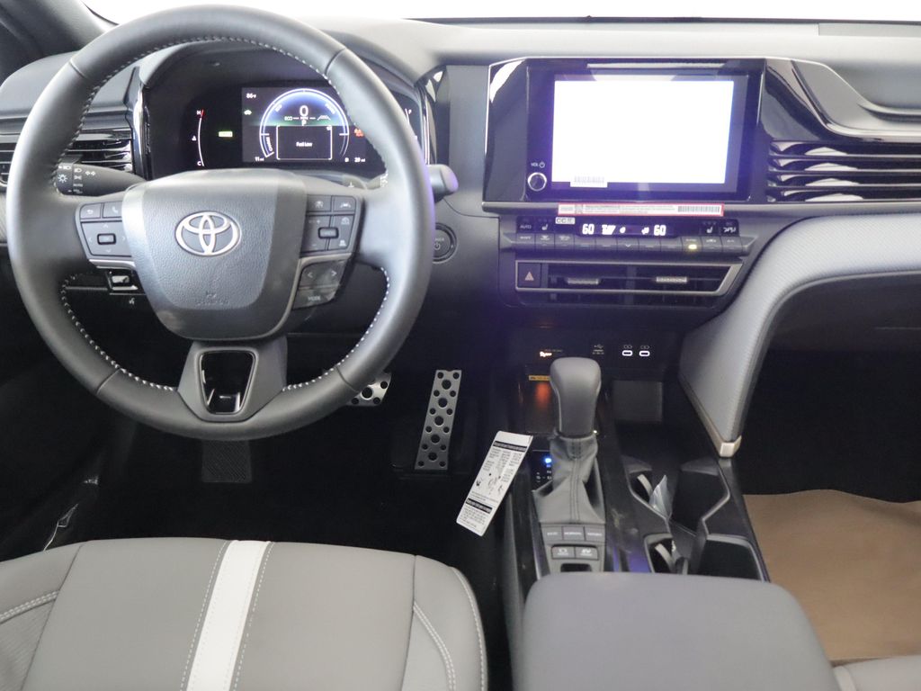 2026 Toyota CAMRY SE — фото 2