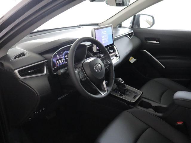 TOYOTA COROLLA CROSS - 10