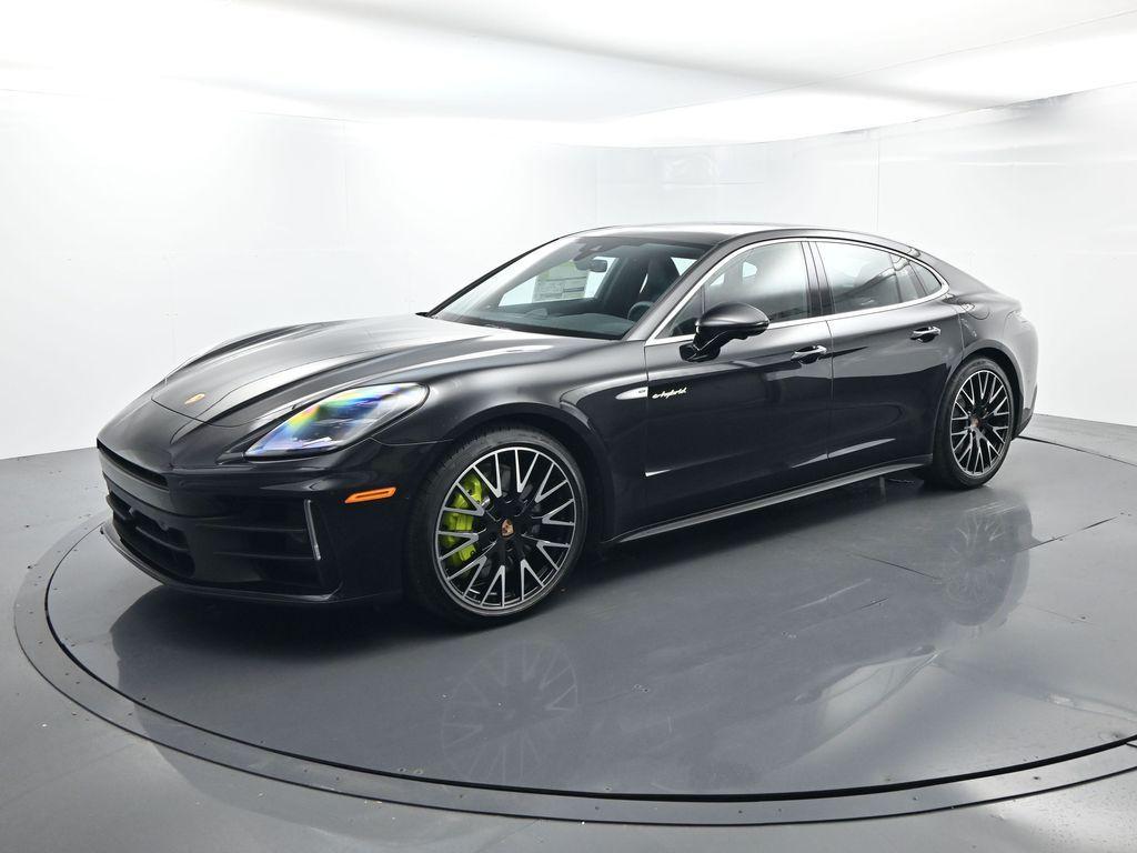 New 2026 Porsche Panamera 4