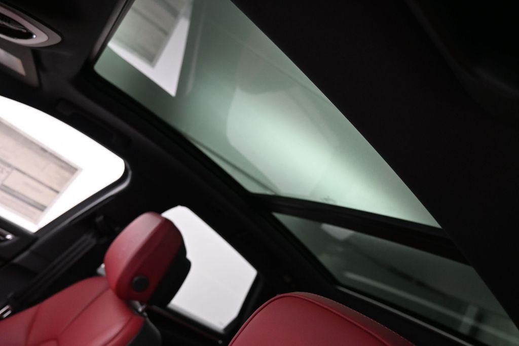 صورة مصغرة 12 لـ 2026 Porsche MACAN T