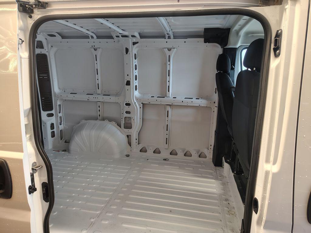 صورة مصغرة 19 لـ 2026 RAM PROMASTER 1500 LOW ROOF