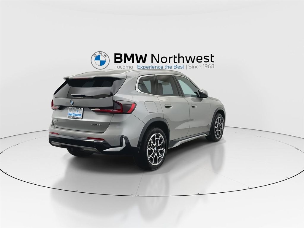 صورة 3 لـ 2025 BMW X1 XDRIVE28I