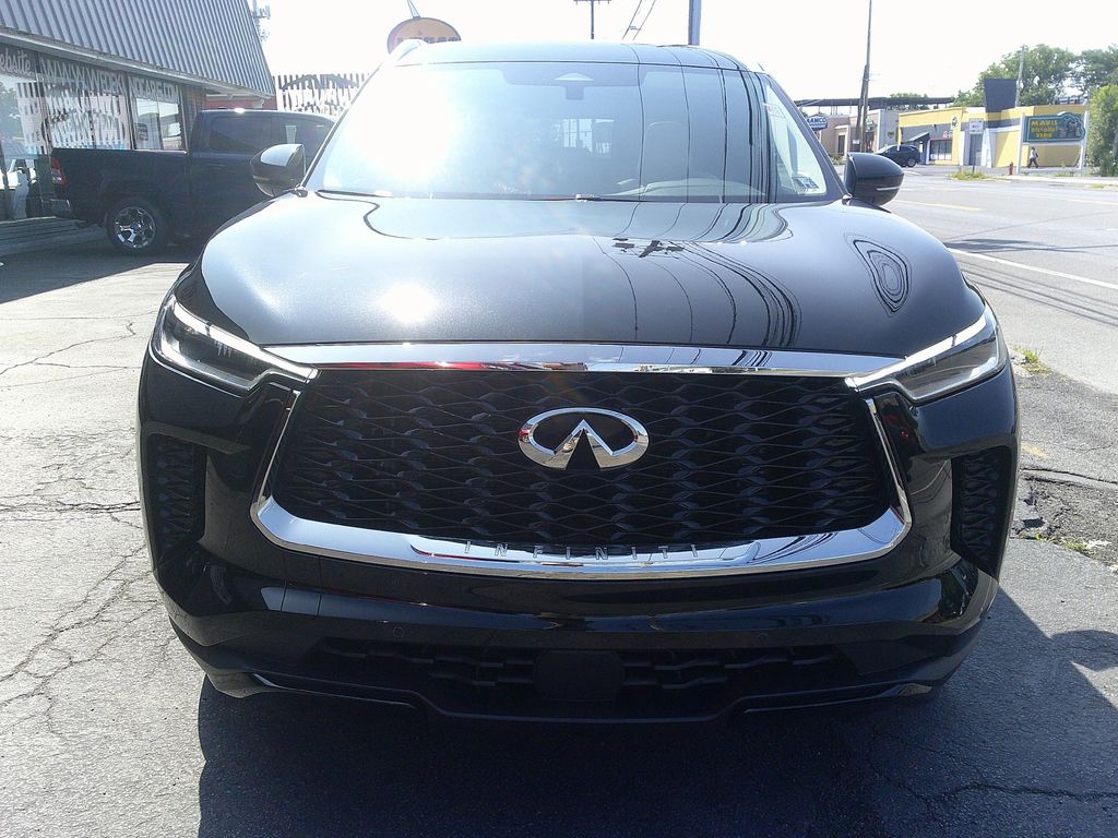 2023 Infiniti QX60 LUXE 照片 3