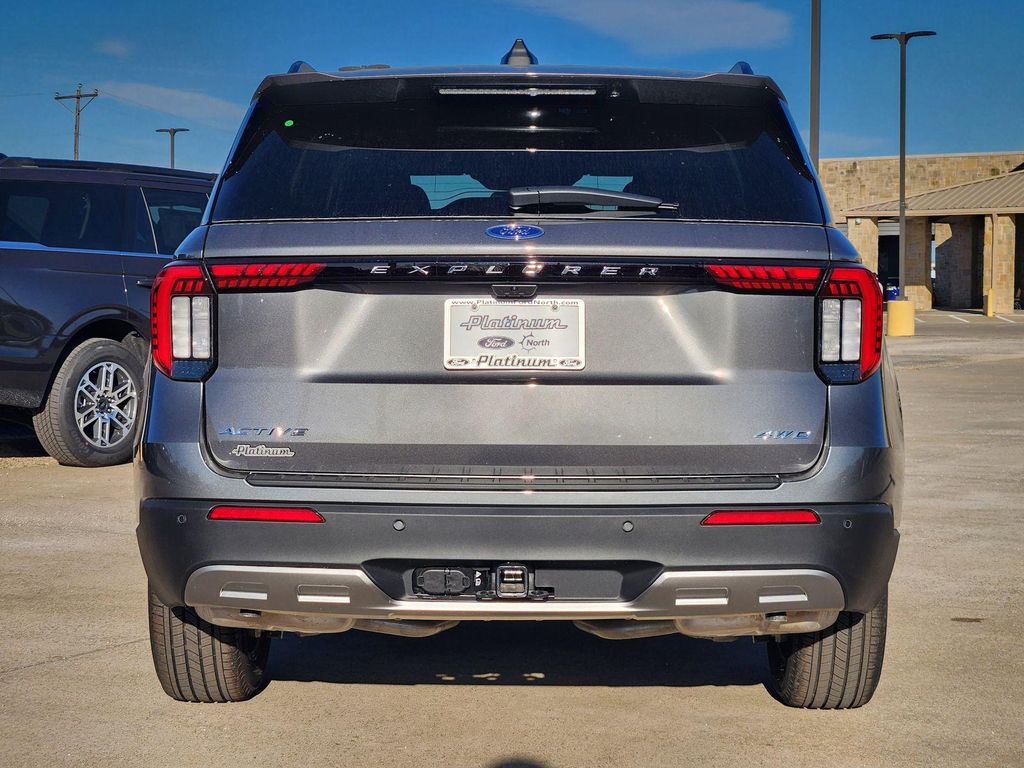 صورة 8 لـ 2026 FORD EXPLORER ACTIVE W/200A PKG