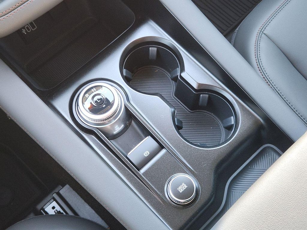 صورة مصغرة 20 لـ 2026 FORD EXPLORER ACTIVE W/200A PKG