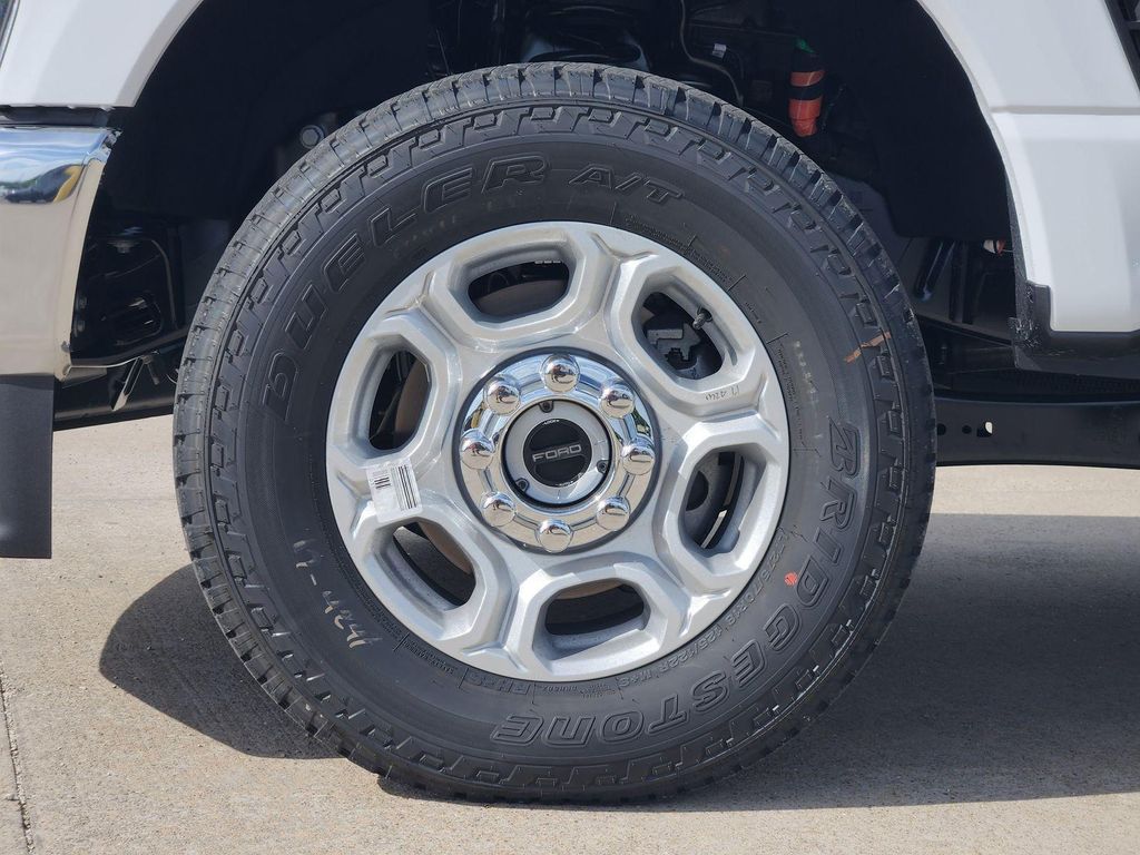 2026 FORD F-250 XLT — миниатюра 11