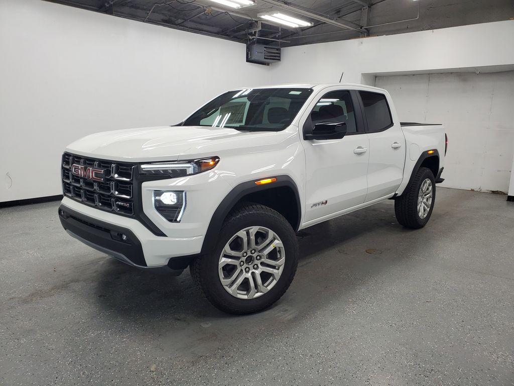 New 2025 GMC Canyon AT4