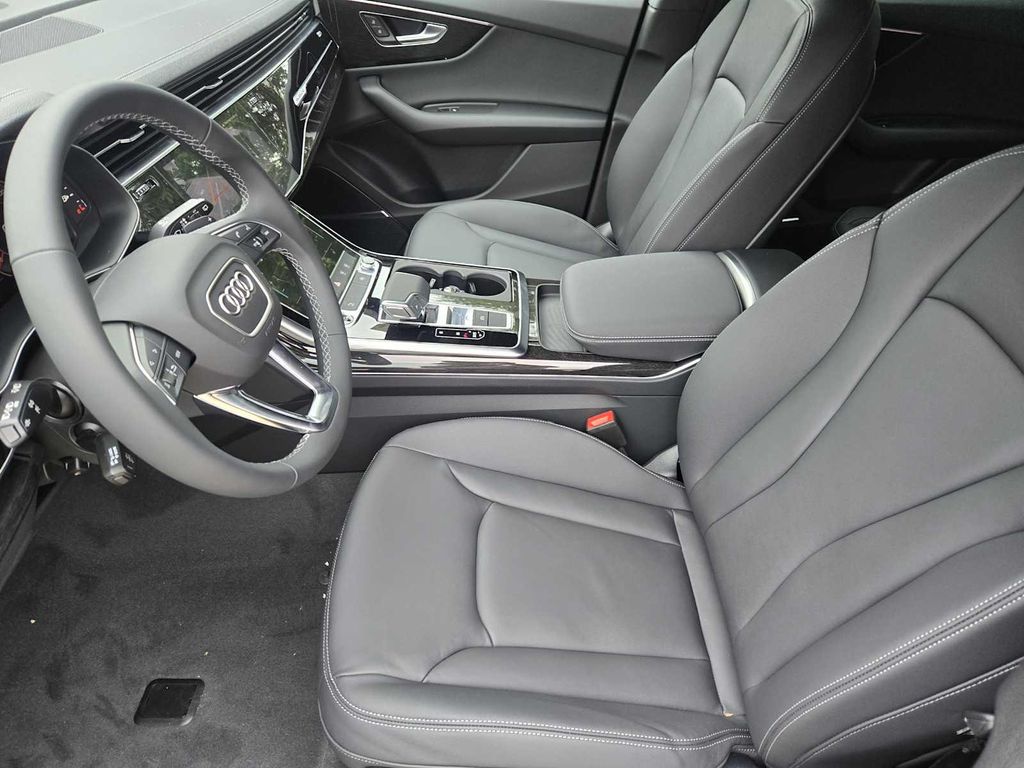 2026 AUDI Q8 55 PREMIUM photo 8