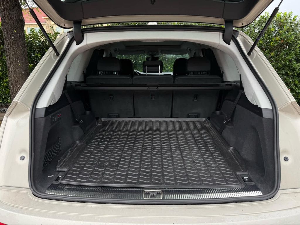 صورة مصغرة 25 لـ 2023 AUDI Q7 55 PRESTIGE