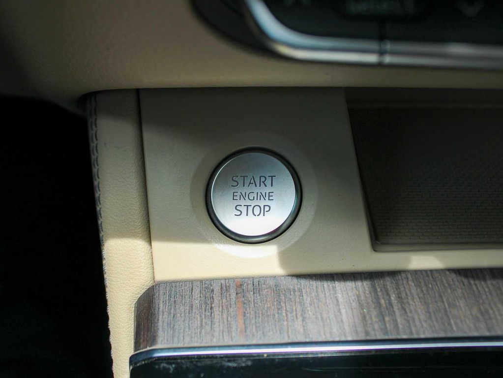 صورة مصغرة 24 لـ 2023 AUDI Q5 45 S LINE PRESTIGE