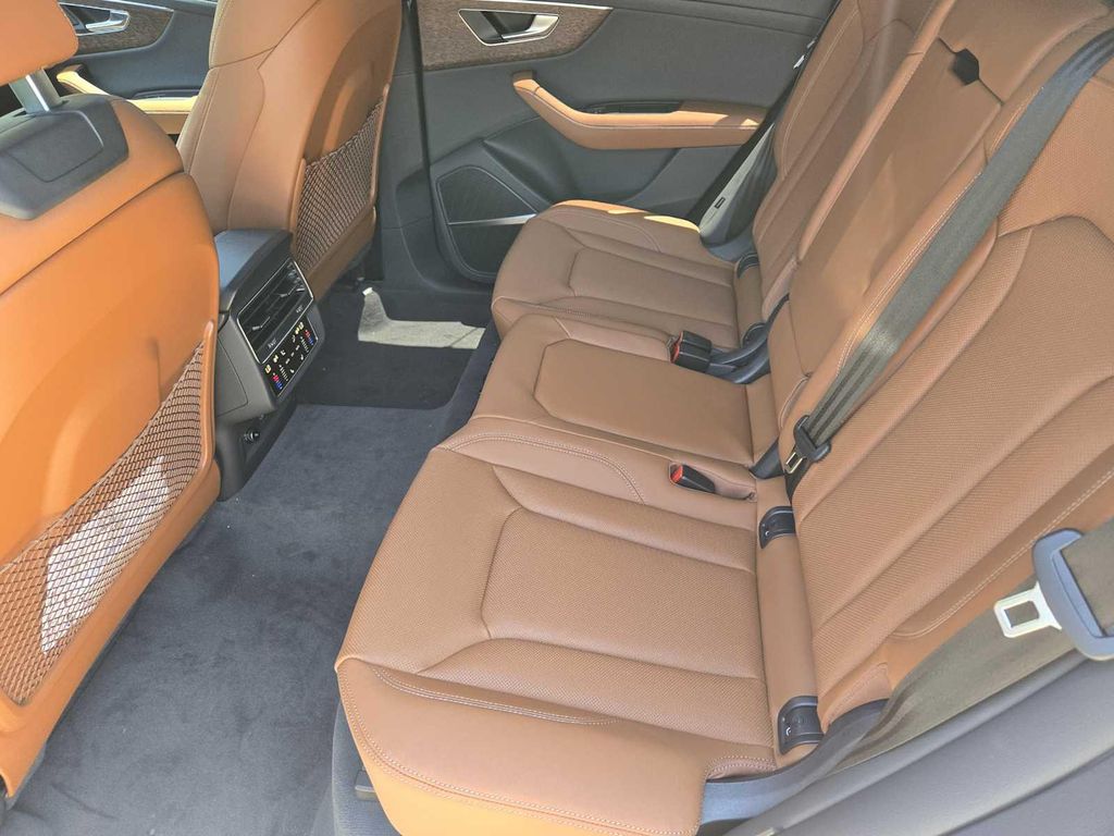 صورة مصغرة 21 لـ 2026 AUDI Q8 55 PRESTIGE