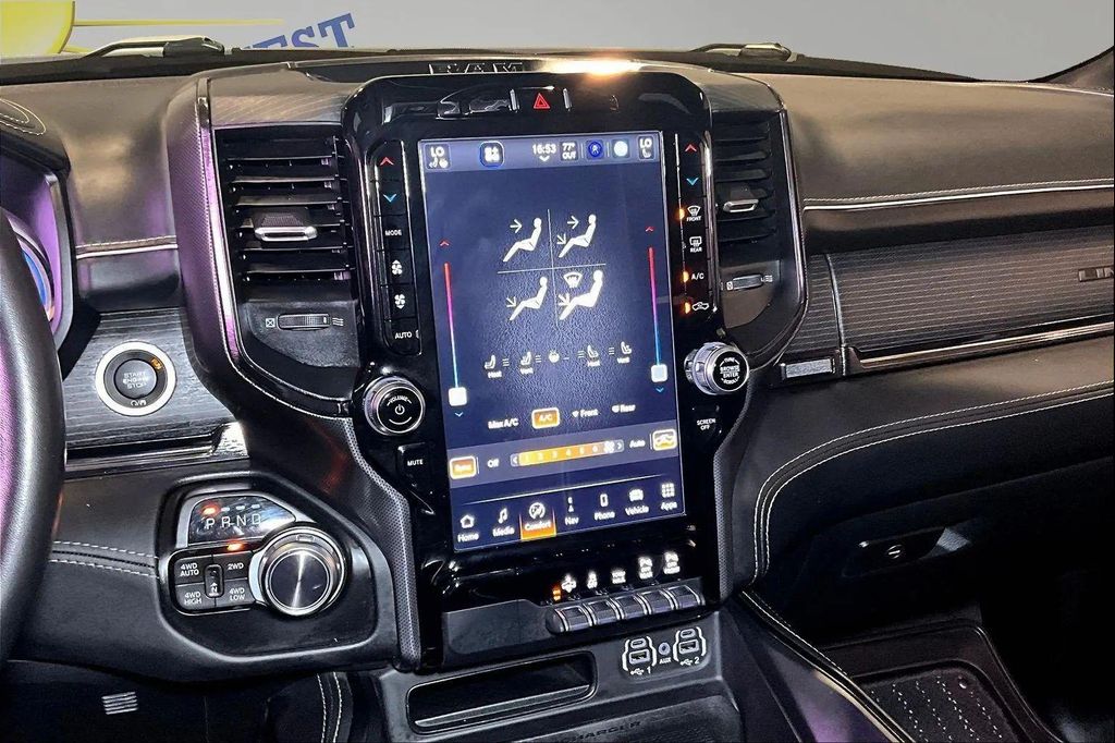 صورة مصغرة 11 لـ 2022 RAM 1500 LIMITED