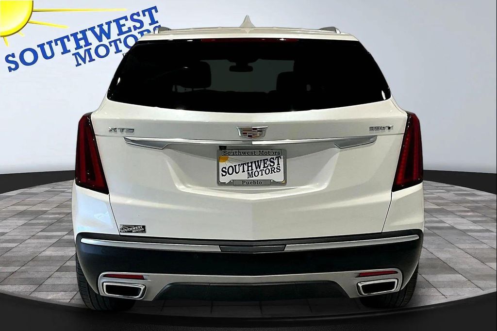 صورة 6 لـ 2024 Cadillac XT5 PREMIUM LUXURY