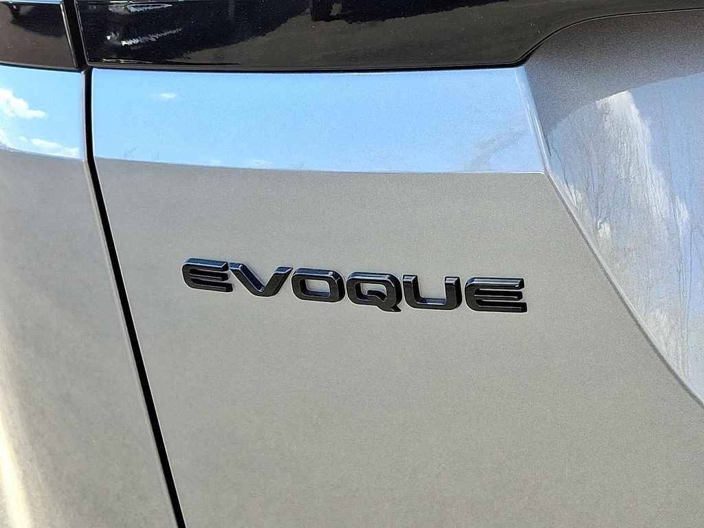2026 LAND Rover RANGE ROVER EVOQUE CORE S — миниатюра 30