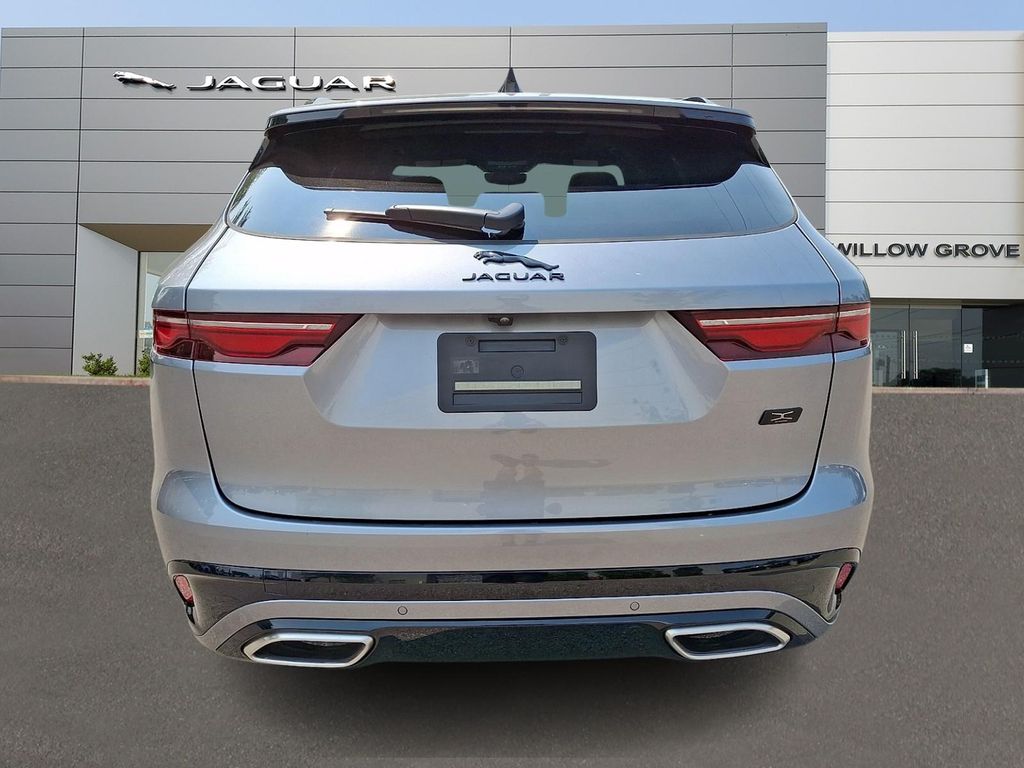 صورة 7 لـ 2026 Jaguar F-PACE R-DYNAMIC S P400 AWD AUTOMATIC