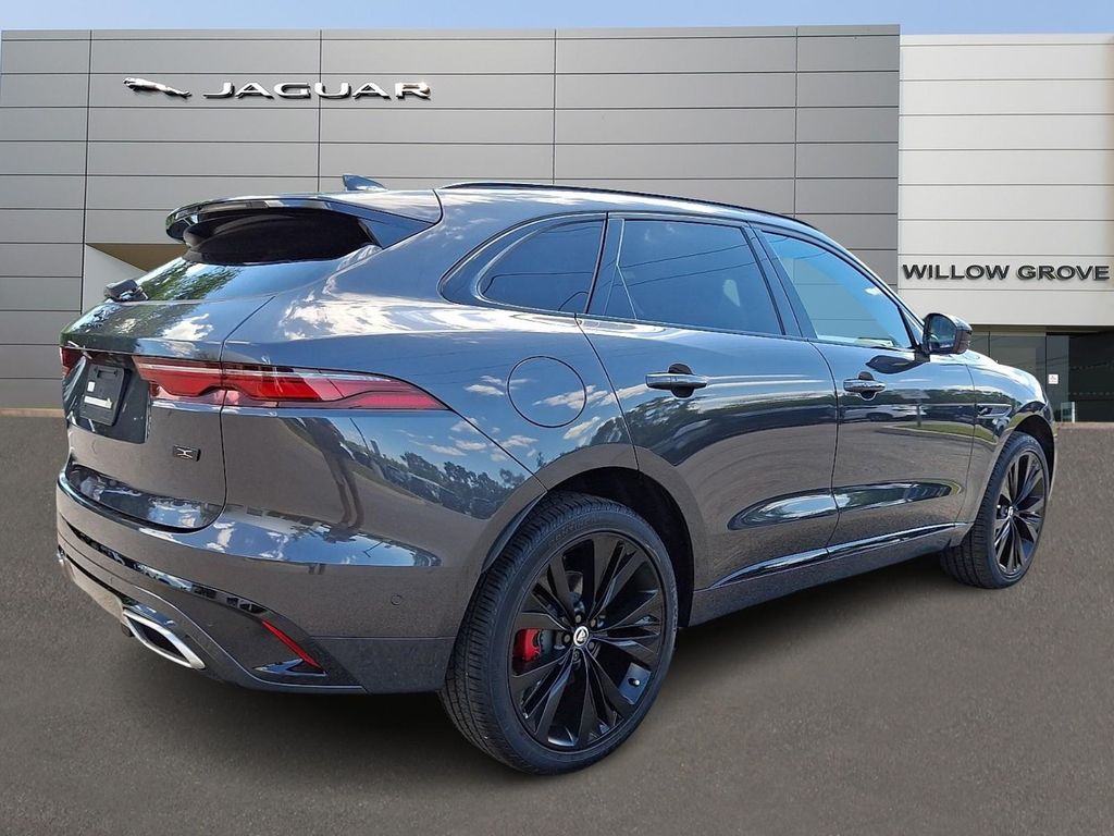 2026 Jaguar F-PACE R-DYNAMIC S P400 AWD AUTOMATIC photo 2