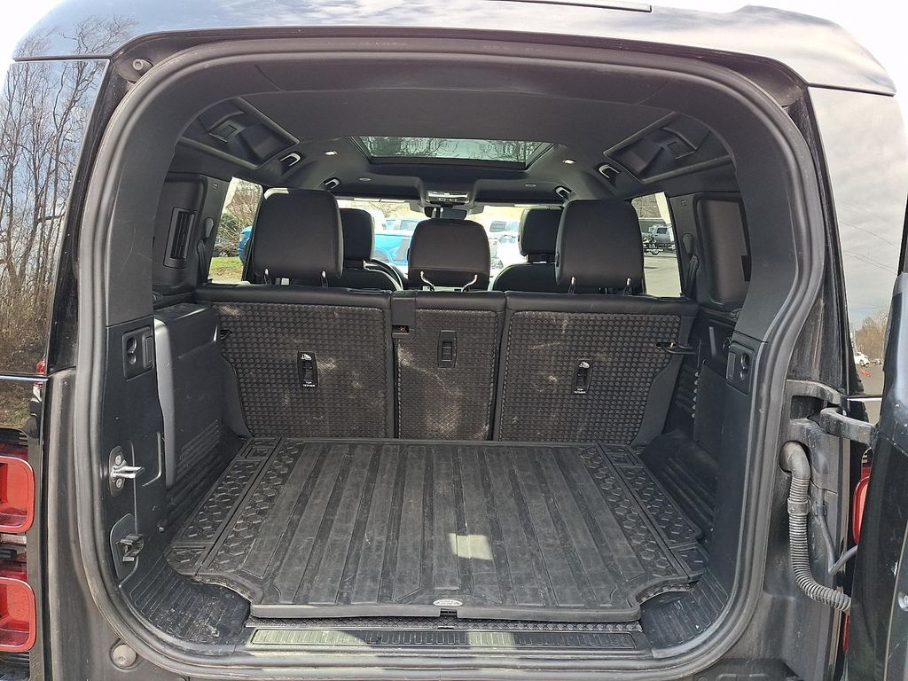 2023 LAND Rover DEFENDER 110 X-DYNAMIC SE — миниатюра 28