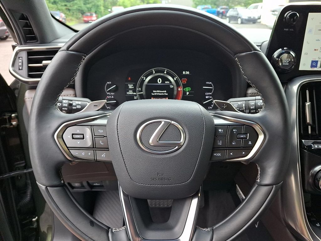 2024 Lexus LX 600 LUXURY — миниатюра 17