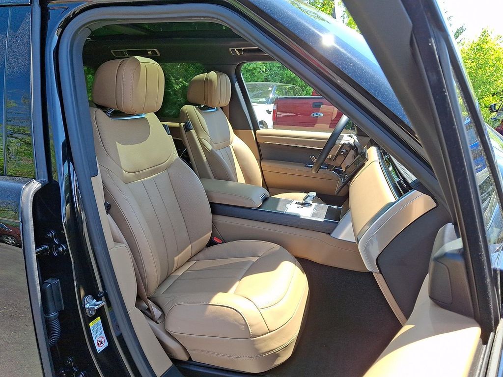 2025 LAND Rover RANGE ROVER P530 SE — фото 3