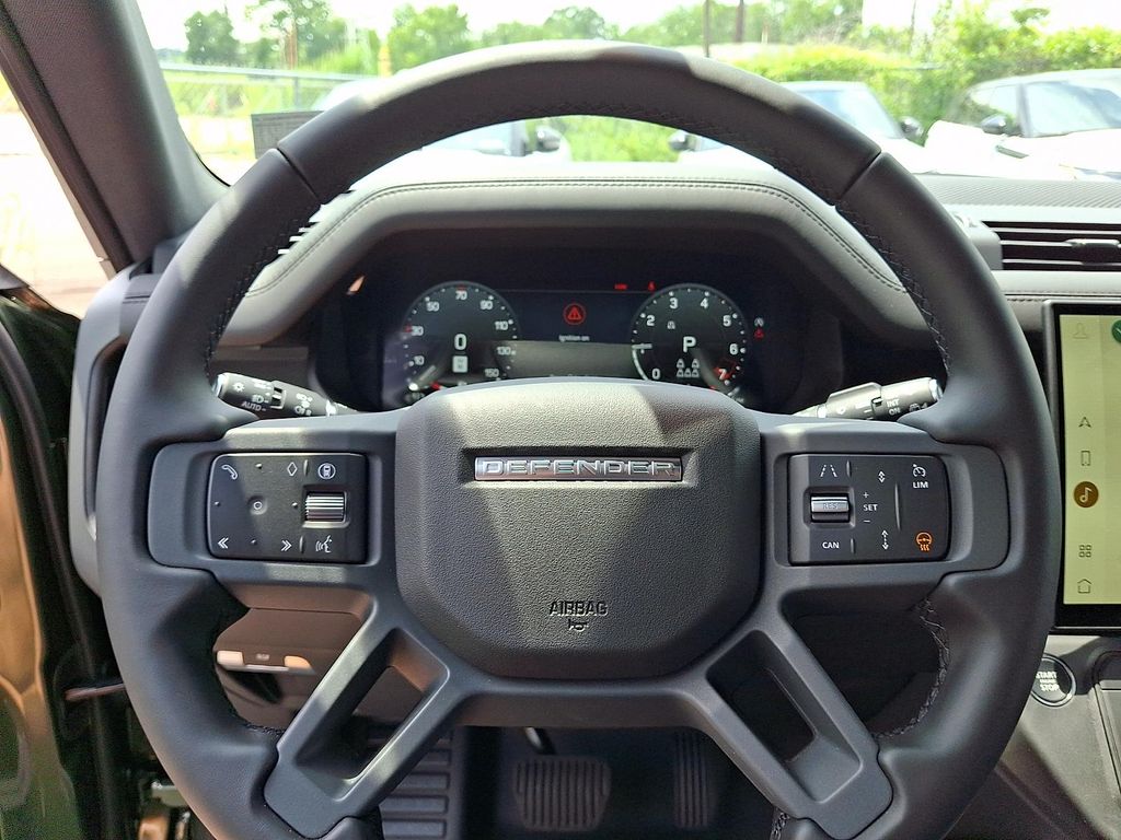 2026 LAND Rover DEFENDER P400 X-DYNAMIC SE — миниатюра 17