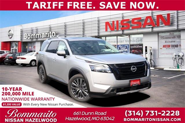 New 2025 Nissan Pathfinder SL 4WD