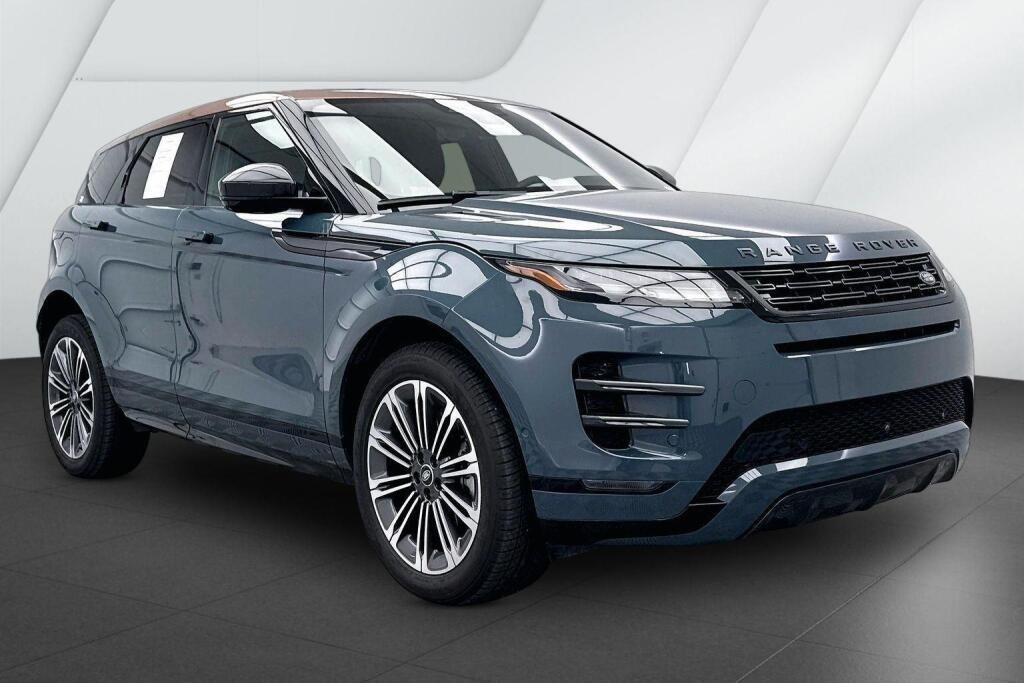 New 2026 Land Rover Range Rover Evoque Dynamic SE
