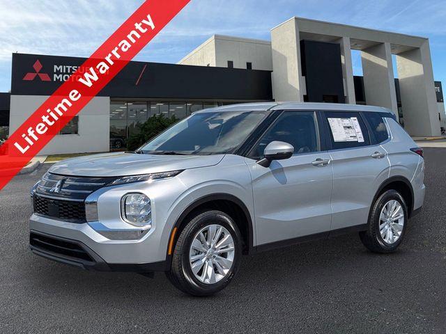 New 2026 Mitsubishi Outlander ES