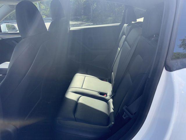 TESLA MODEL Y LONG RANGE - 7