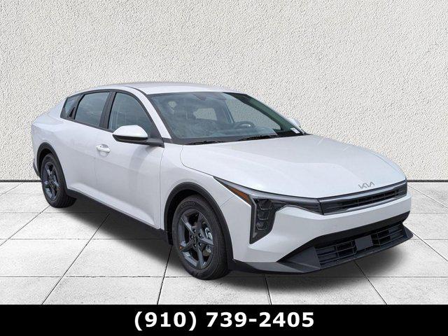New 2026 Kia K4 LXS