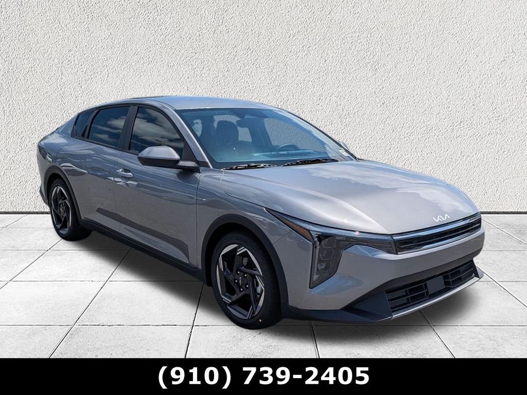 New 2026 Kia K4 EX