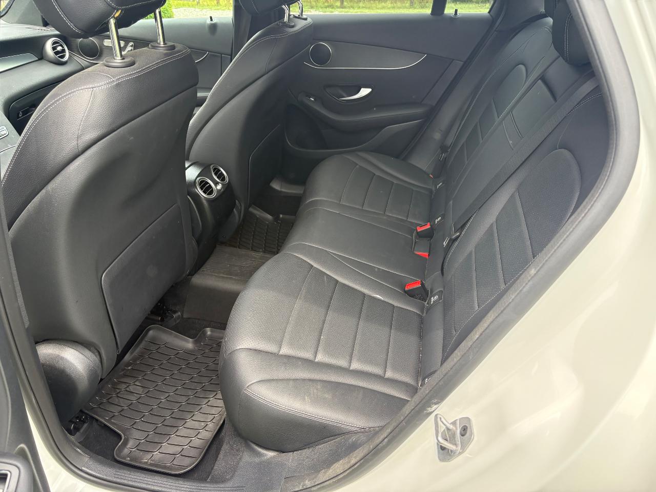 2022 Mercedes-BENZ GLC photo 8