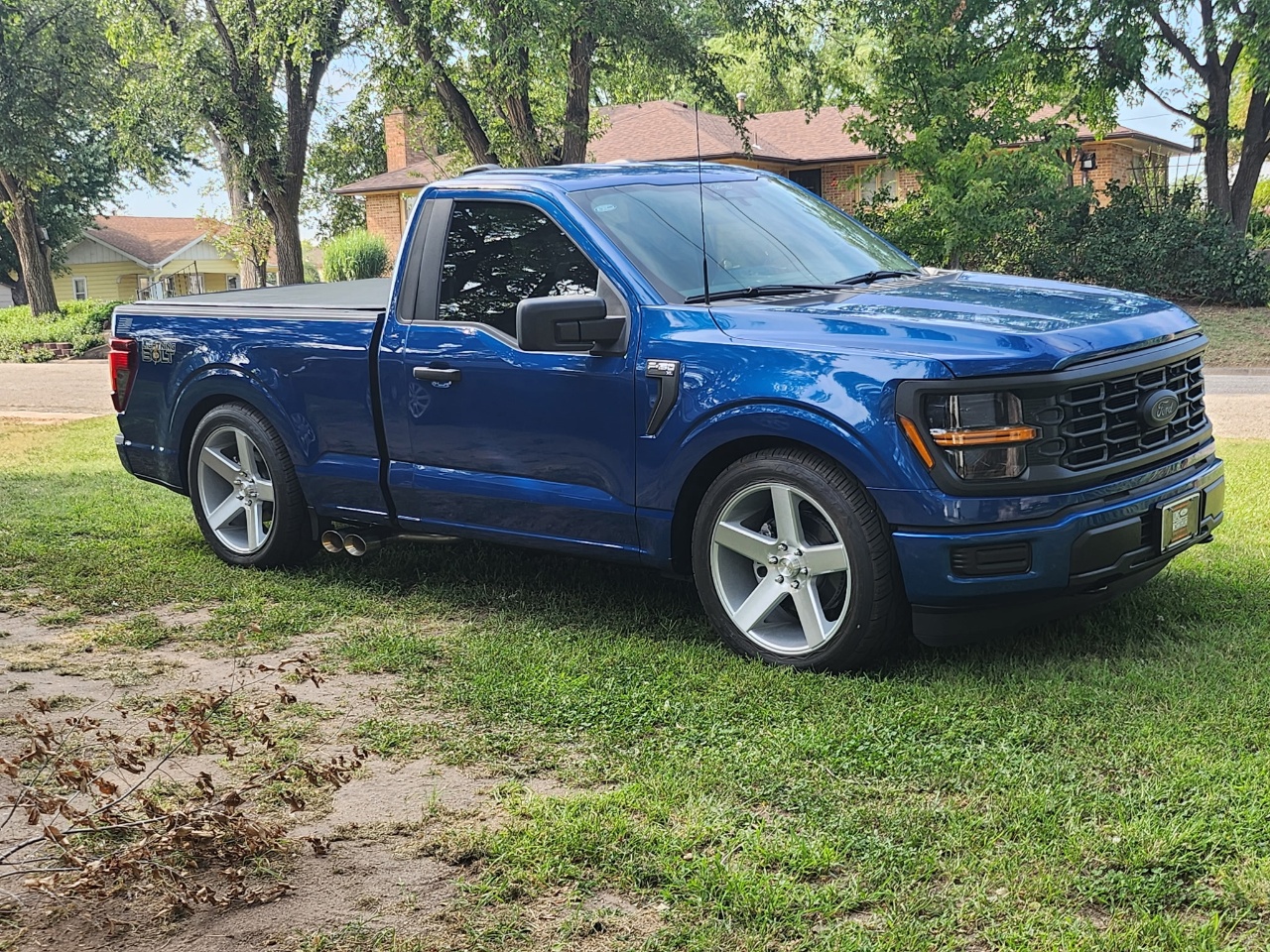 2025 FORD F-150 XL photo 1