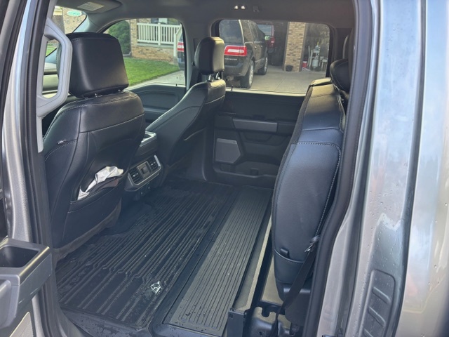 FORD F-150 LARIAT - 8