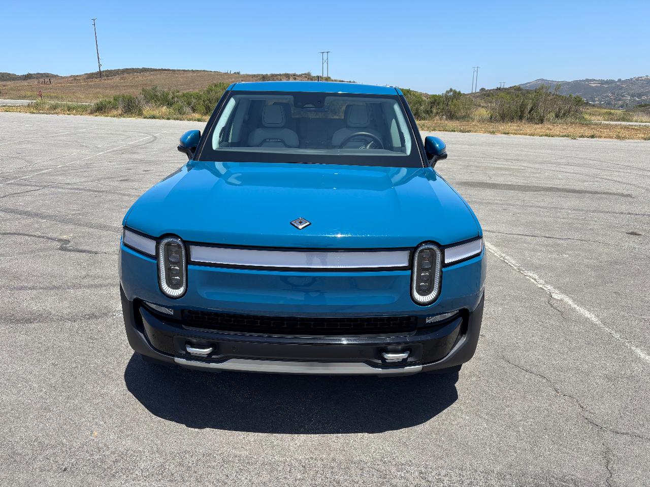 2022 Rivian R1T ADVENTURE PACKAGE — фото 2