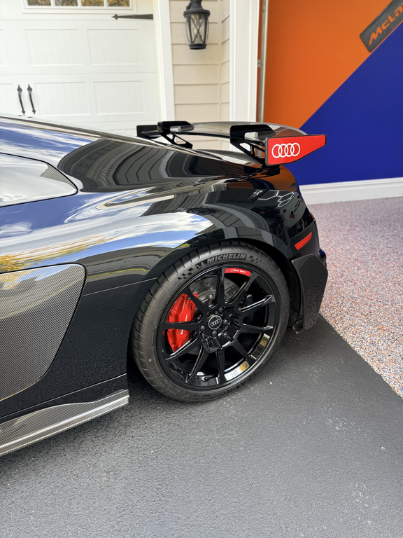 2023 AUDI R8 V10 GT thumbnail 15