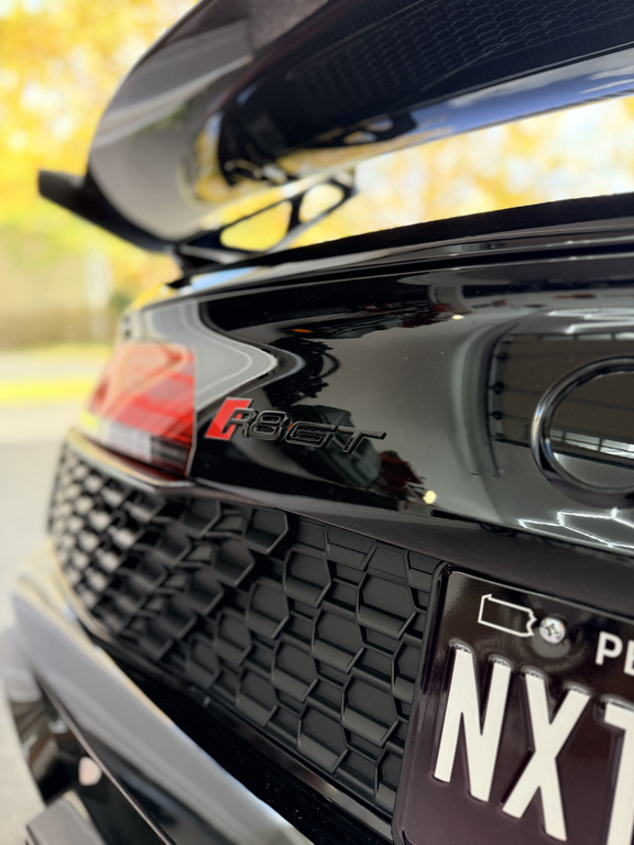 2023 AUDI R8 V10 GT thumbnail 14
