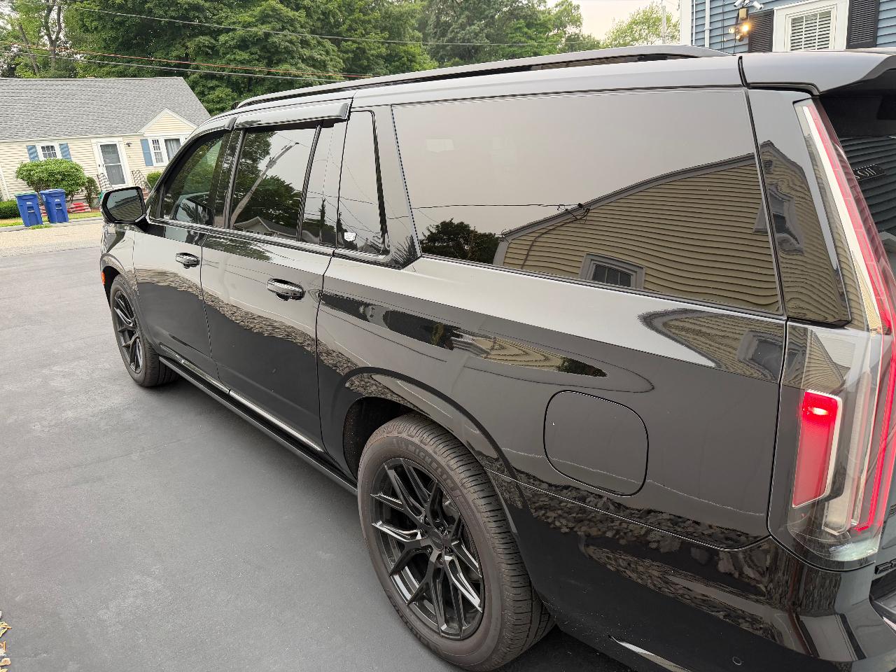 صورة 14 لـ 2022 Cadillac ESCALADE ESV SPORT PLATINUM