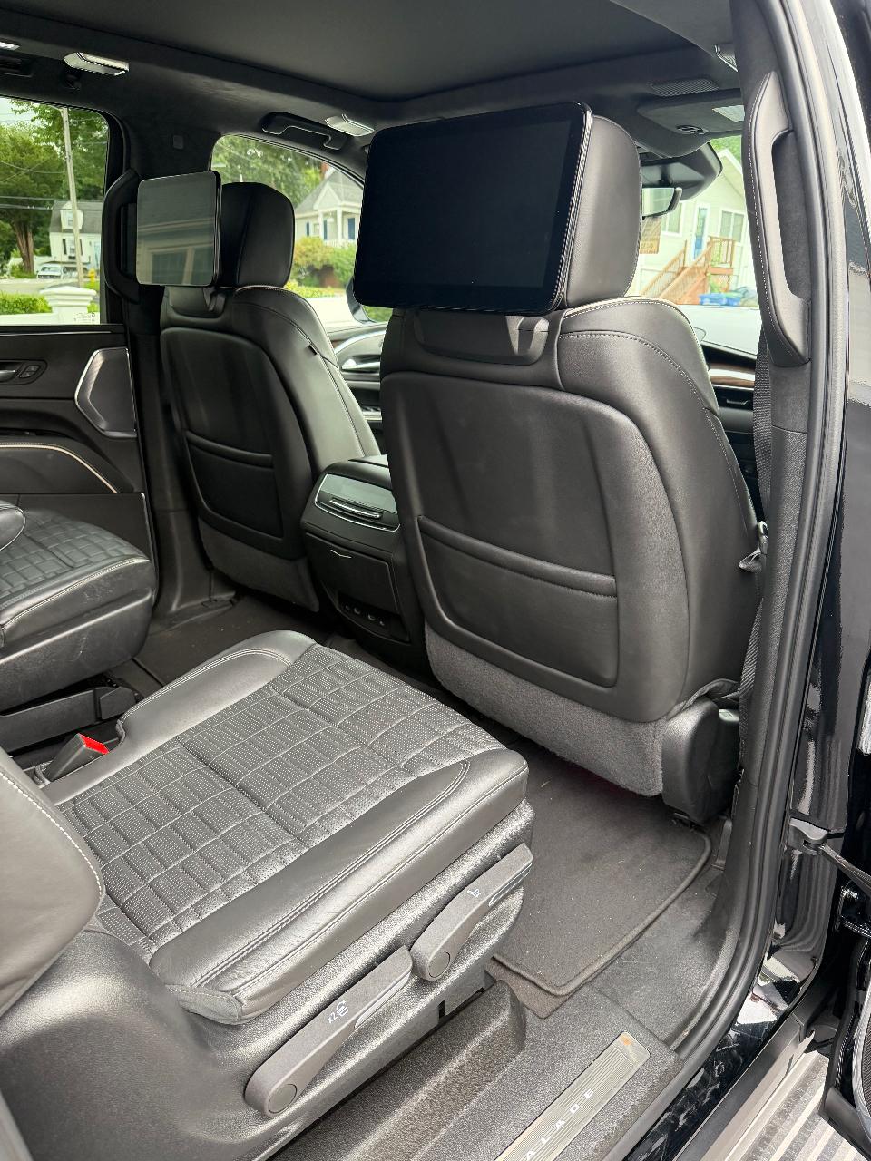 صورة 20 لـ 2022 Cadillac ESCALADE ESV SPORT PLATINUM