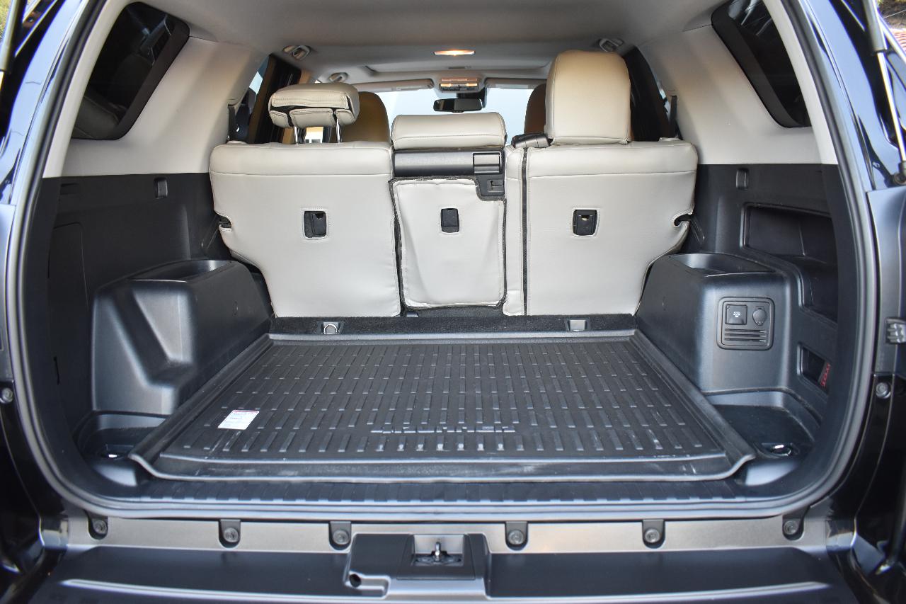 صورة 10 لـ 2022 Toyota 4RUNNER SR5 PREMIUM
