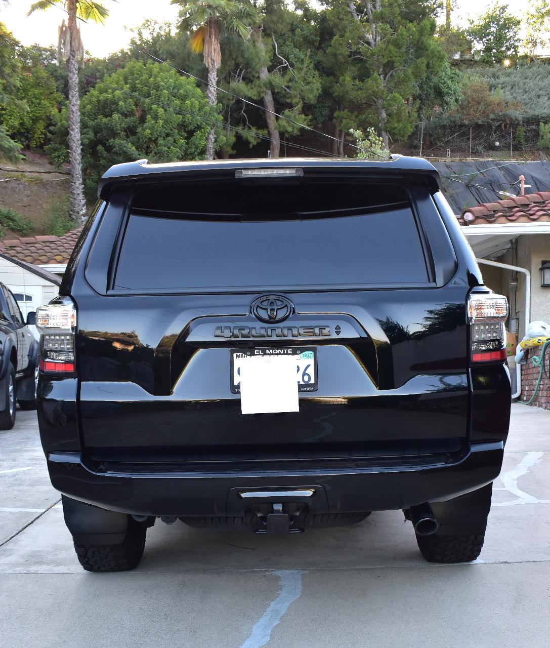 صورة 3 لـ 2022 Toyota 4RUNNER SR5 PREMIUM