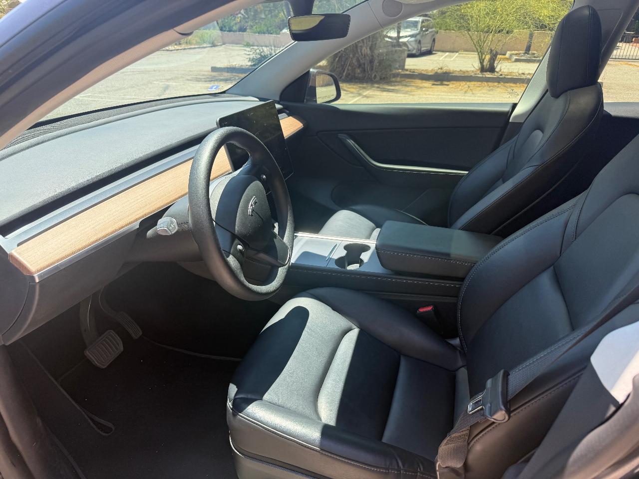 صورة 8 لـ 2022 Tesla MODEL Y LONG RANGE
