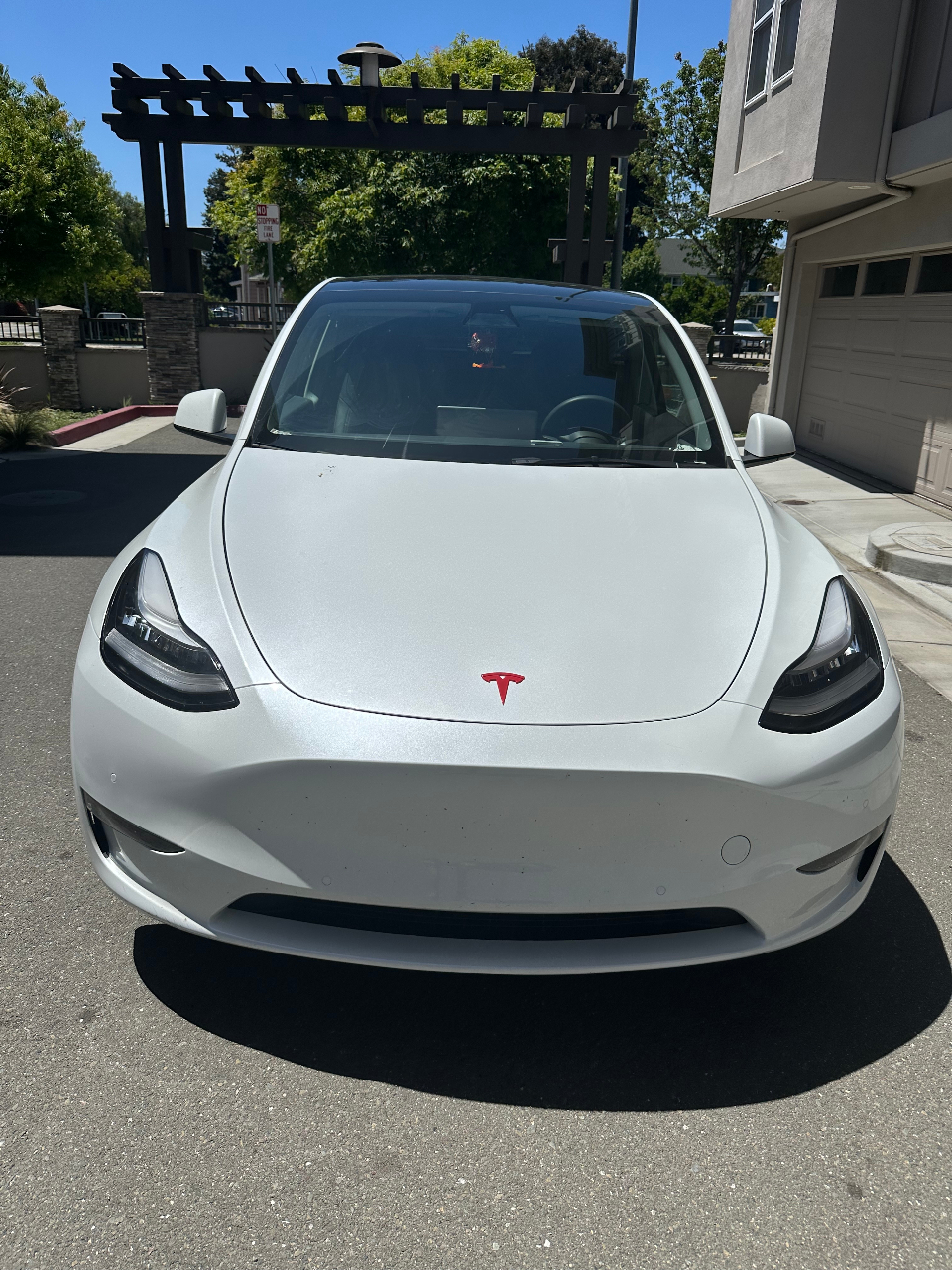 TESLA MODEL Y LONG RANGE - 1