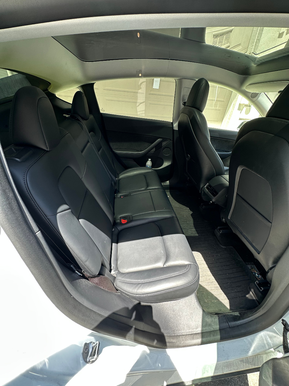 TESLA MODEL Y LONG RANGE - 5