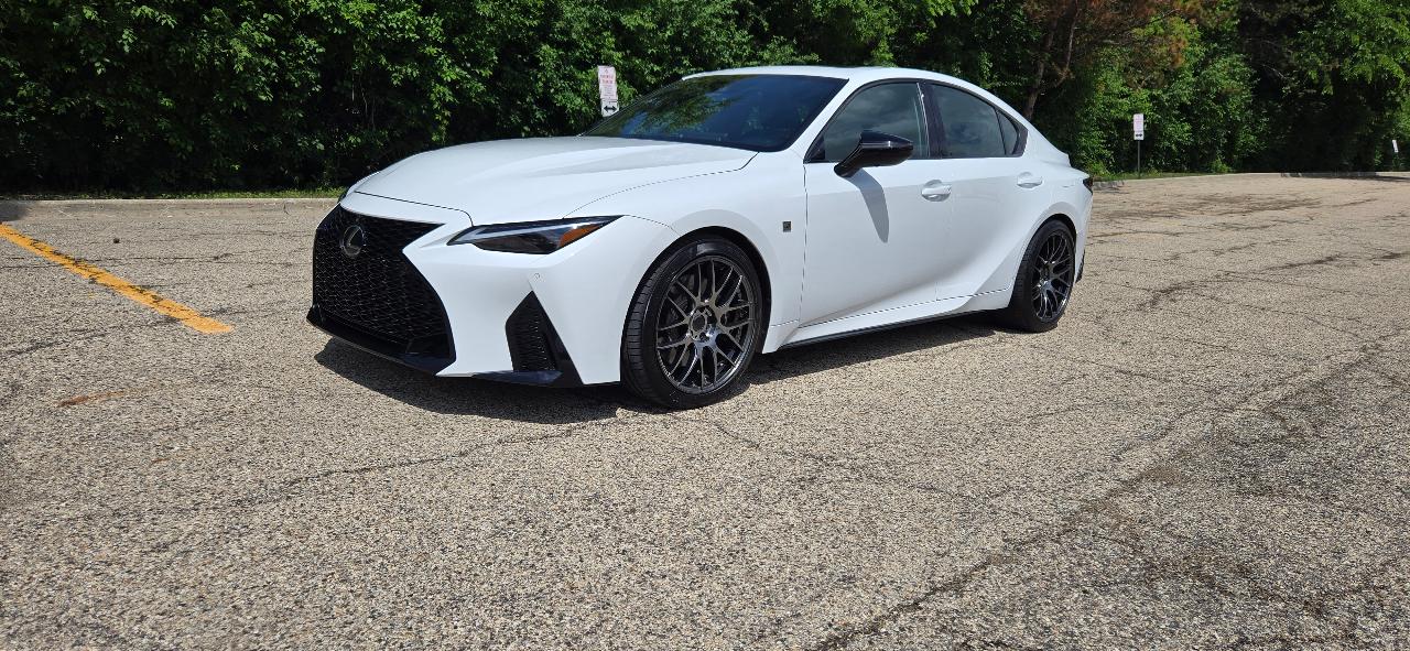 صورة 4 لـ 2024 Lexus IS 500 F SPORT PERFORMANCE PREMIUM