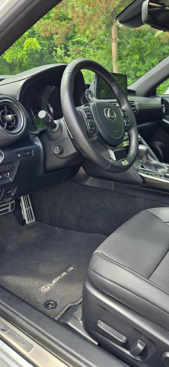 صورة مصغرة 13 لـ 2024 Lexus IS 500 F SPORT PERFORMANCE PREMIUM